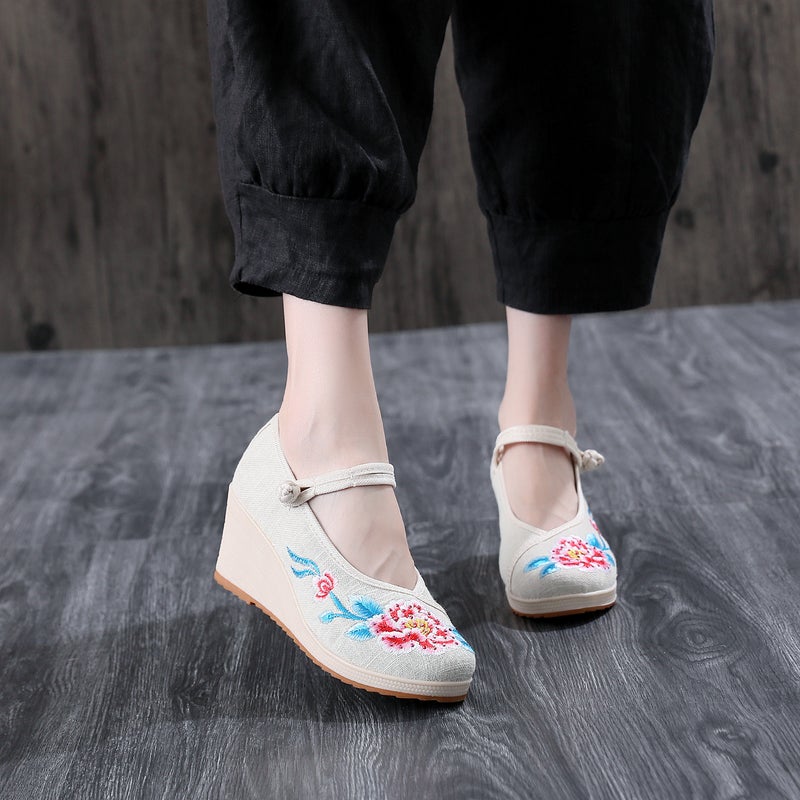 Flowers Like Brocade, Seeking Fragrance, Meet Love Mu Antique Shoes Hanfu Ethnic Style Embroidered Shoes High-Heeled Comfortable Cloth Shoes - Image 5