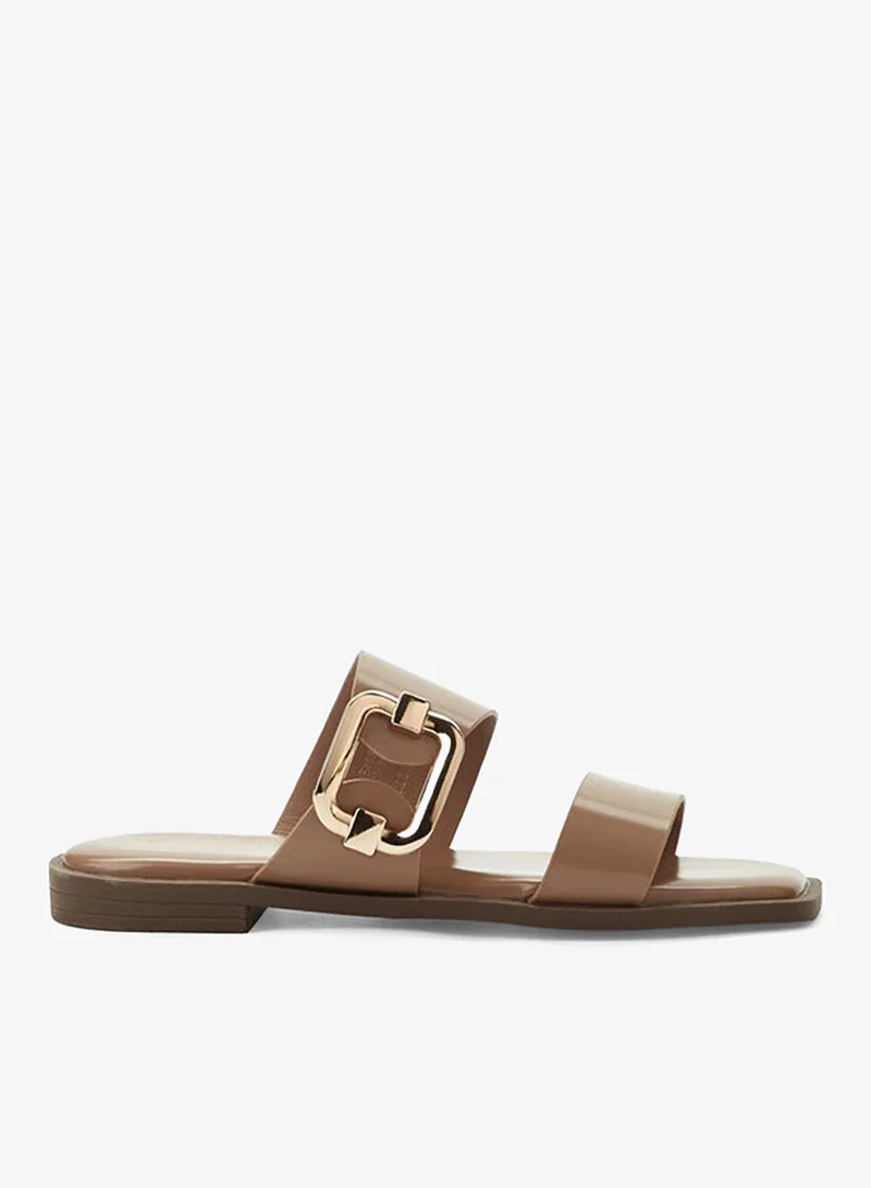 Women Buckle Detail Sandals