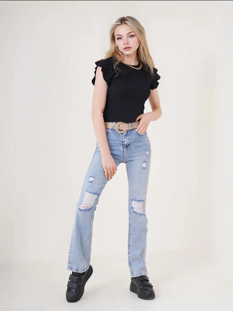 بيغ دارت بلوزة بياقة دائرية مطرزة بنسيج بارز من