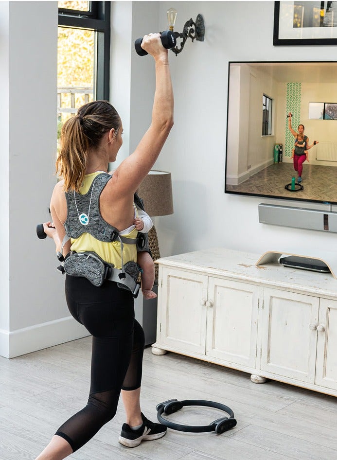 Carifit حامل أطفال كاريفيت+ بتقنية الرياضة متعددة الوضعيات مع تقنية الوضعية+، ناعم، خفيف الوزن، قابل للتنفس، مناسب للأطفال من 3.2 إلى 20 كجم، حديثي الولادة - رمادي بارد - Image 4