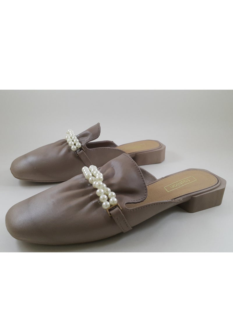 FASHION Elegant Synthetic Leather Mule  - Image 3