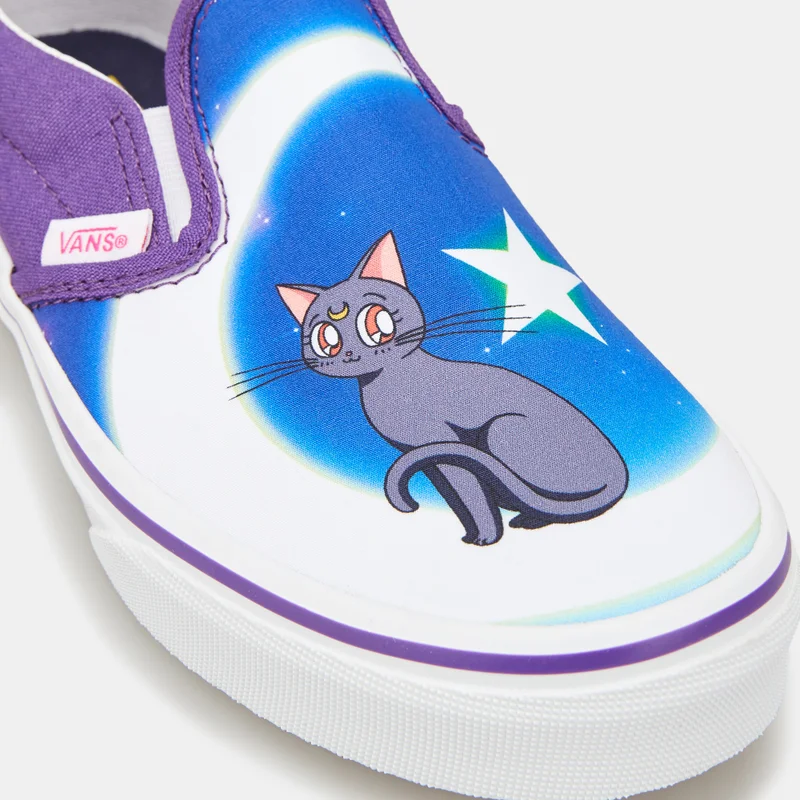 VANS Kids' Pretty Guardian Sailor Moon Classic Slip-On Shoe (Younger Kids)