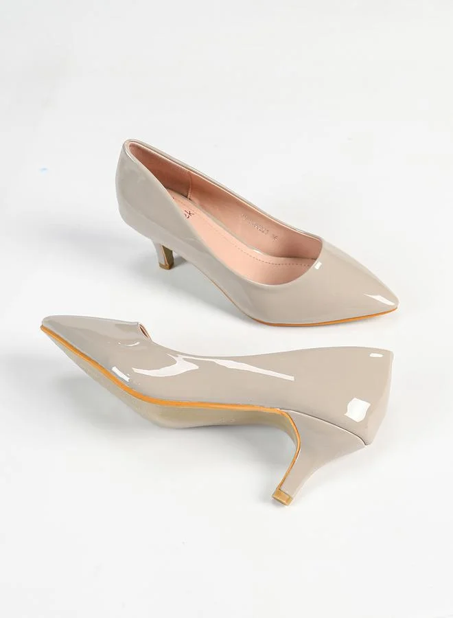 Sneak-a-Peek Pointed Toe Kitten Heels Pumps by Styli