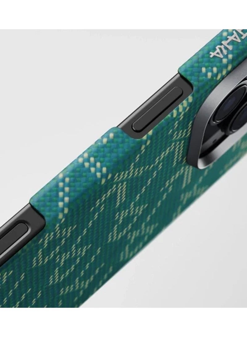 PITAKA PITAKA iPhone 16 Pro Max Floating Woven Case, Aramid Fiber, Thin, Lightweight, MagSafe Compatible, Wireless Charging, Shockproof, Stylish, 9th Anniversary Monogrammed Tactile Woven Case (PTK - Green/Gold)  - Image 5