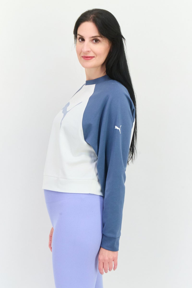 PUMA Women Sportswear Fit Short Sleeve Outdoor Sweatshirt, Grey/White - Image 3