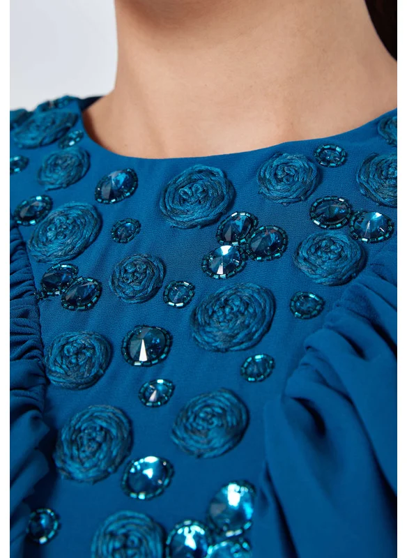 امري Center Embellished Draped Puff Sleeves Gown