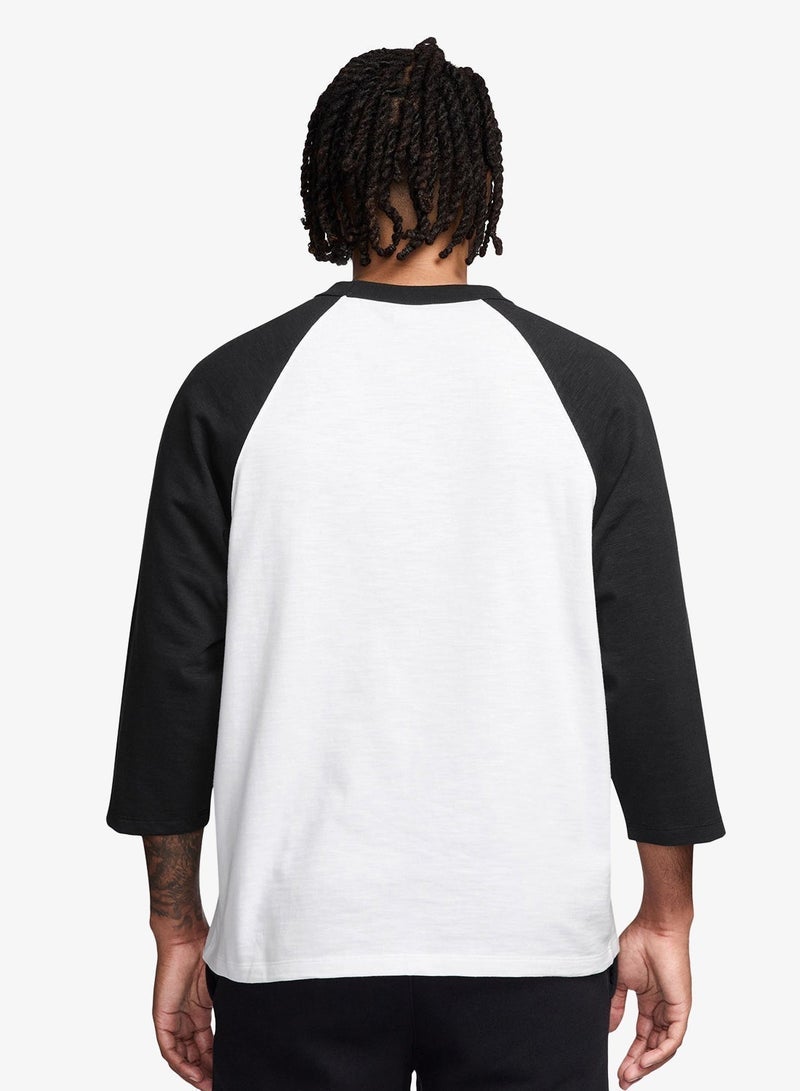 Nike Club 3/4 Raglan T-Shirt - Image 2