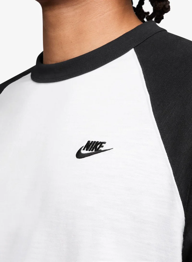 Nike Club 3/4 Raglan T-Shirt