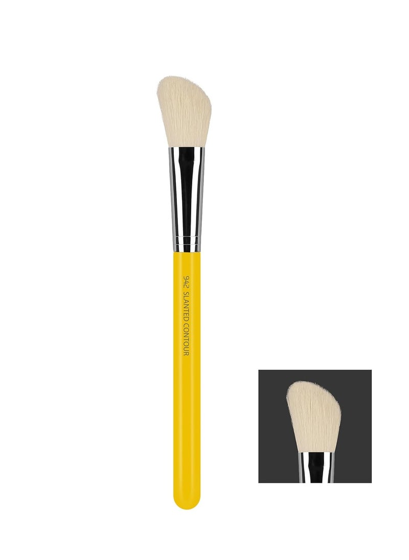 Bdellium Tools Bdellium Tools Professional Makeup Brush - Studio Series 942 Slanted Contour - With Mix of Soft Synthetic & Natural Fibers, For Adding Dimension to the Face (Yellow, 1pc)  - Image 4