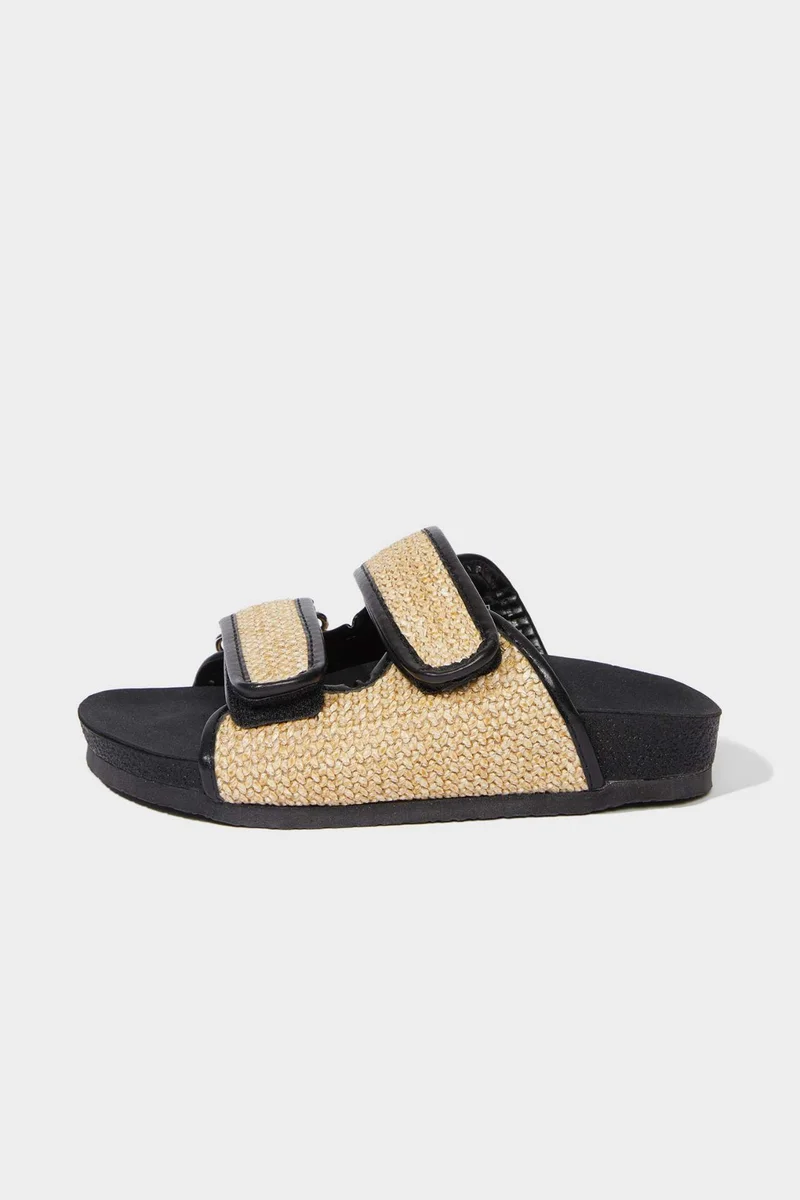 ديفاكتو Girl Flat Sole Slippers