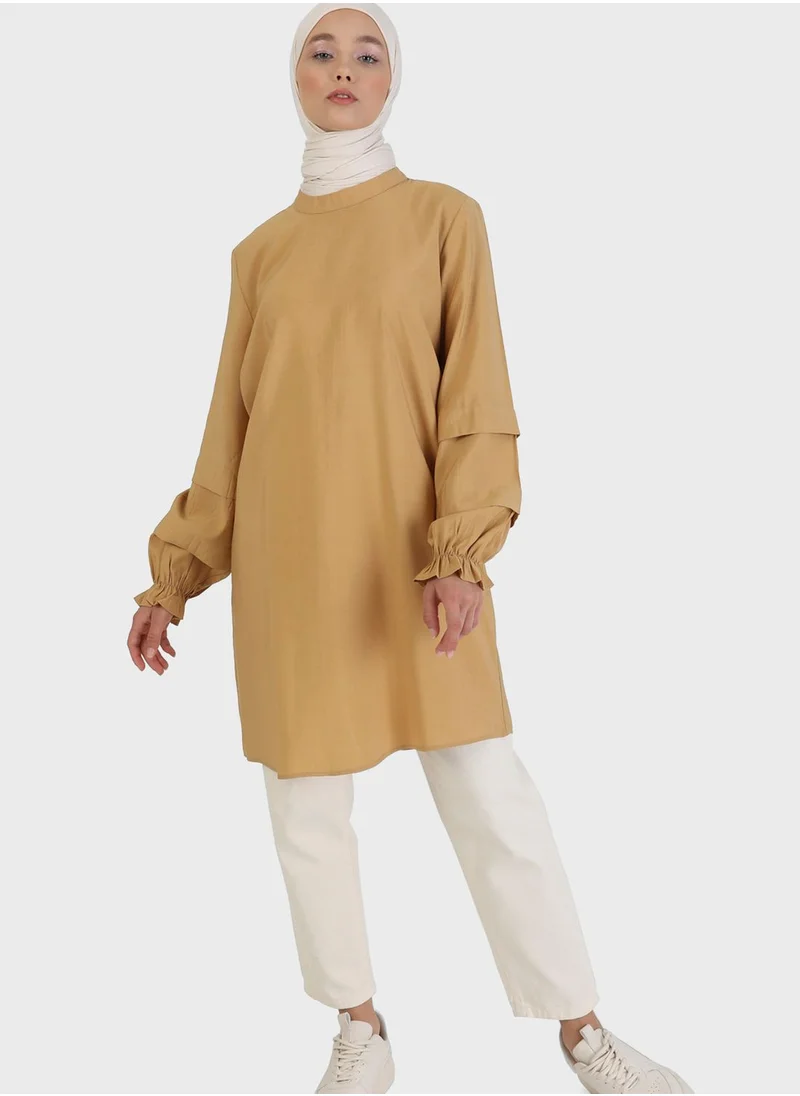 Benin by modanisa Ruffle Sleeve High Neck Tunic