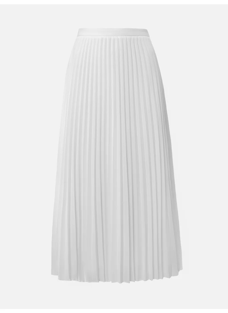 Lichi Pleated midi skirt in light fabric