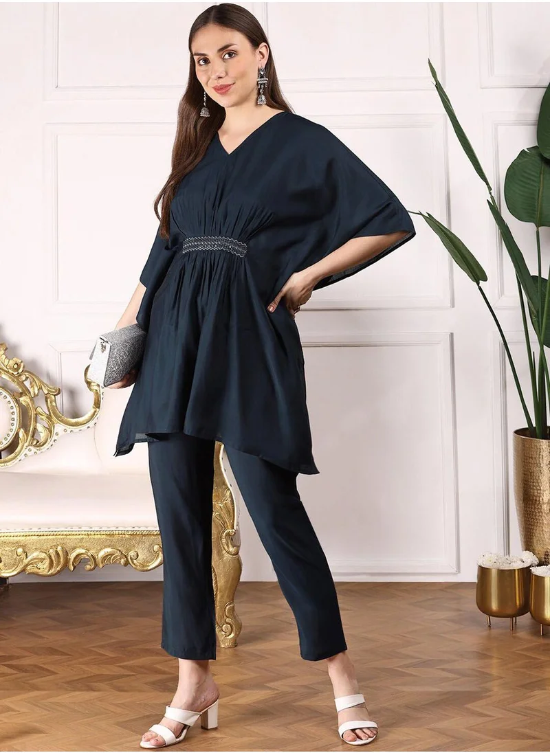 آي شين Regular Fit Embellished Pattern Round Neck Neck Three-Quarter Sleeve Navy Colour Knitted Silk Kurta Set for Women with Mid-Rise Closure - Crafted for Elegance and Ease