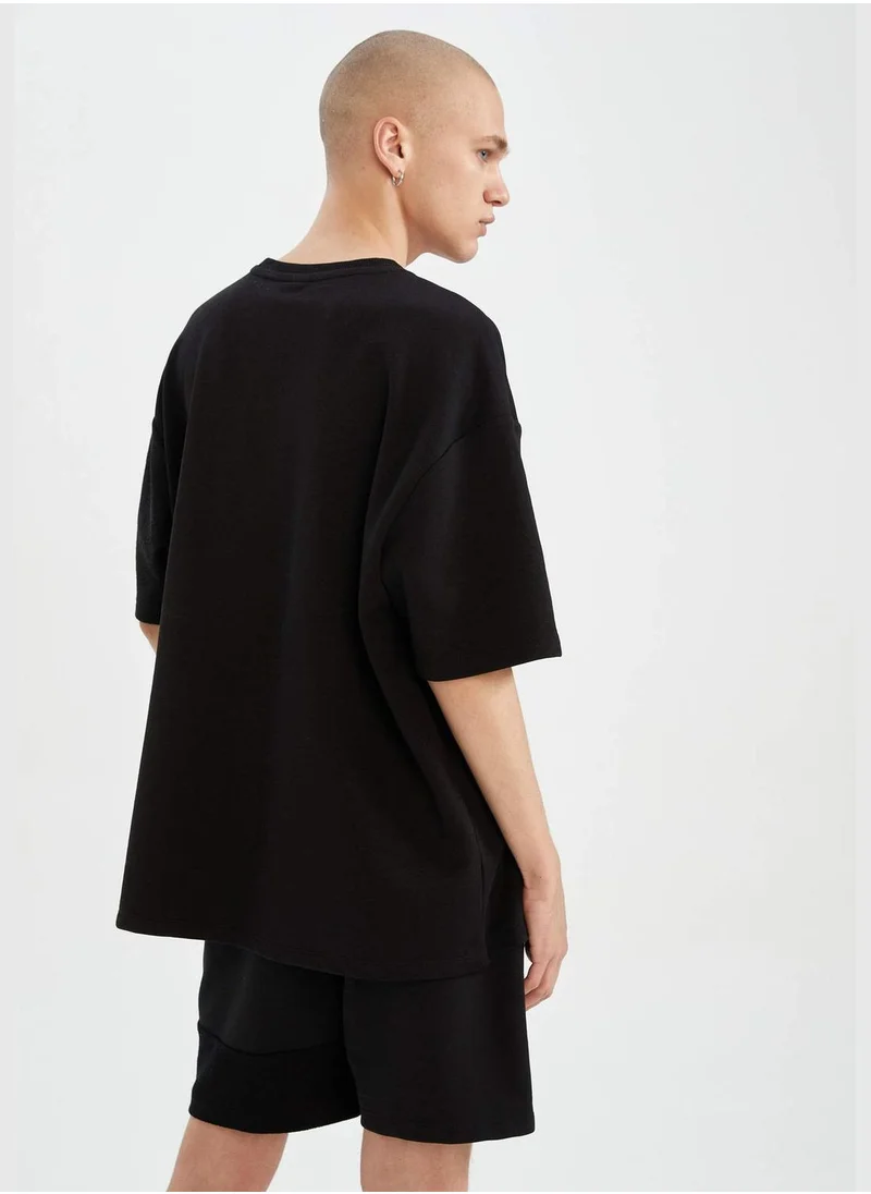 DeFacto Oversize Fit Crew Neck Short Sleeve T-Shirt