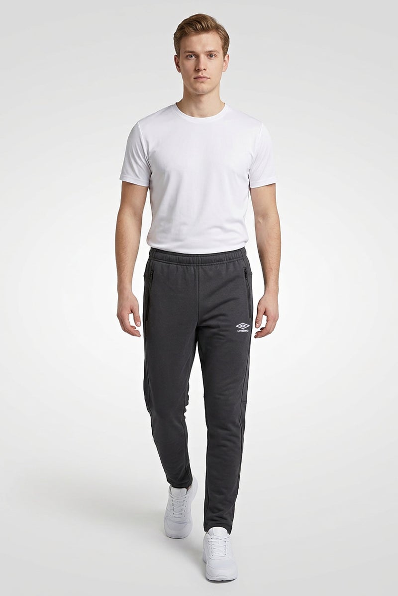 umbro Men Sportswear Fit Club Training Sweatpants, Black - Image 2