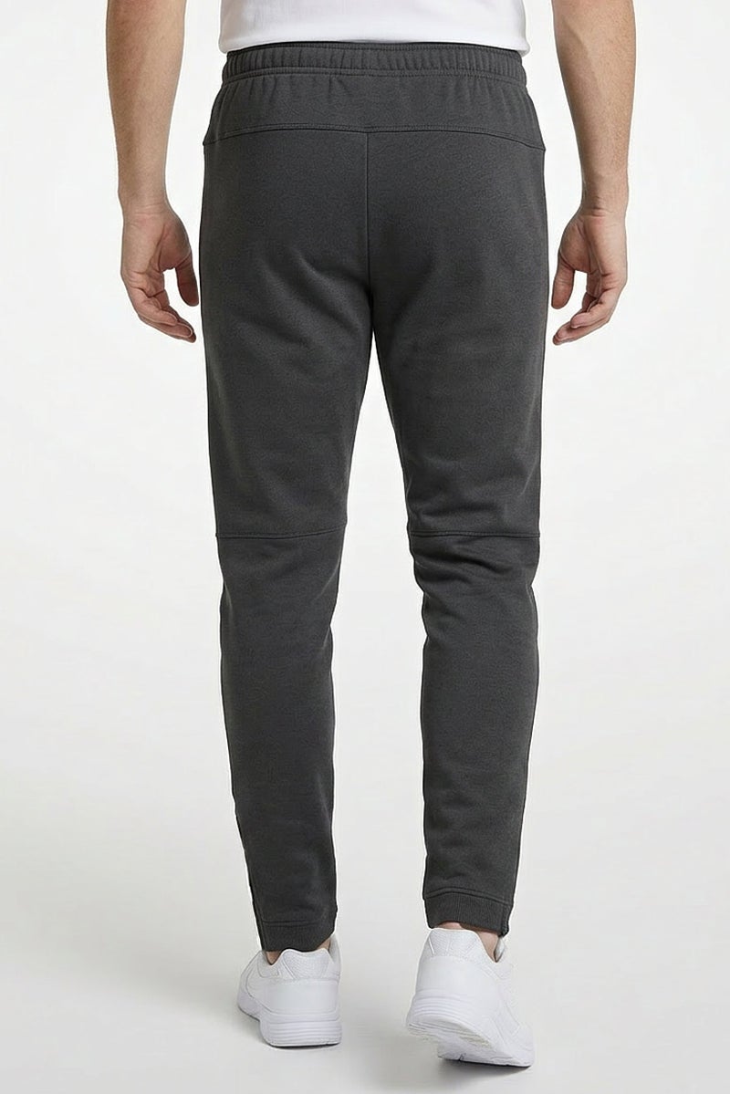 umbro Men Sportswear Fit Club Training Sweatpants, Black - Image 4