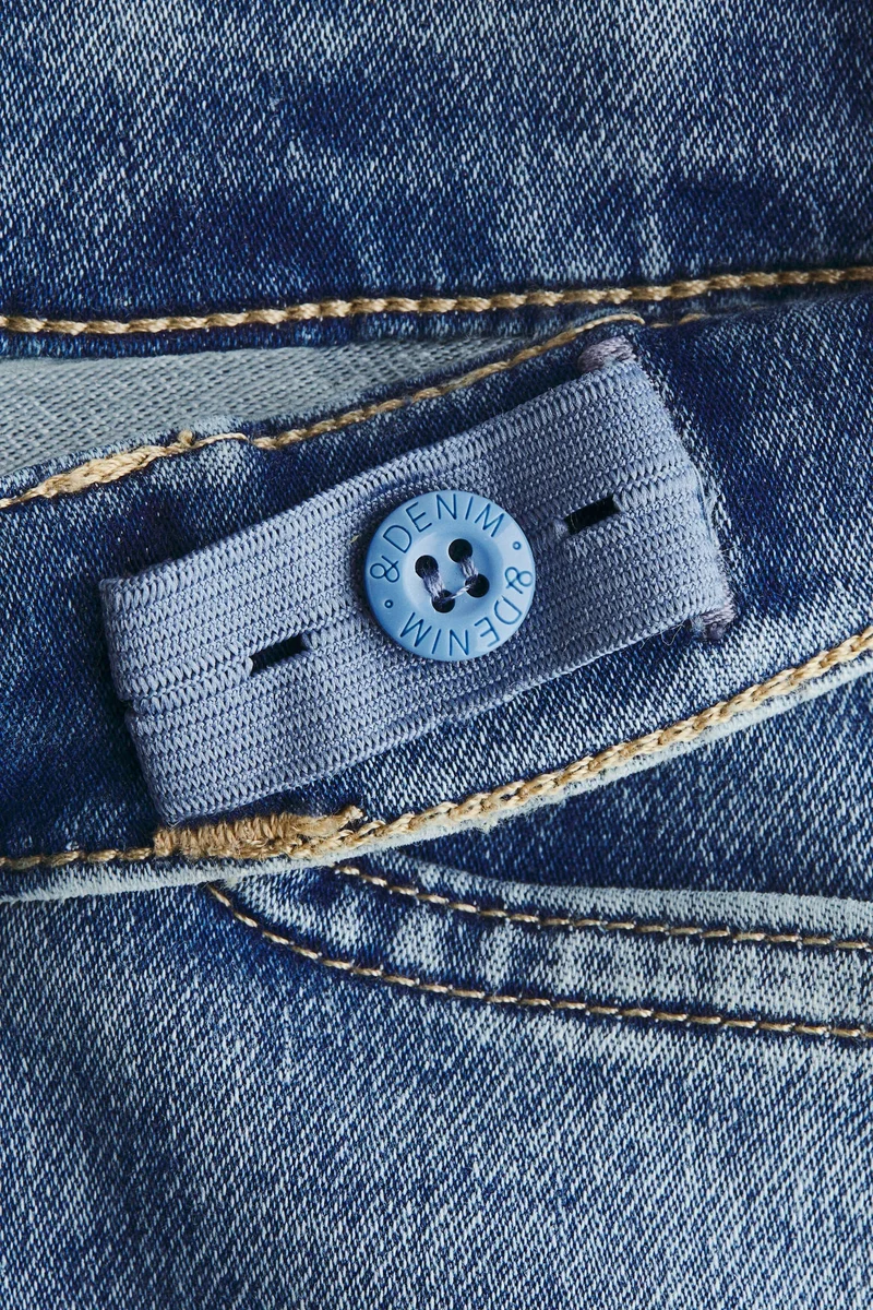 اتش اند ام جينز بقصّة سلِم من نسيج فائق النعومة