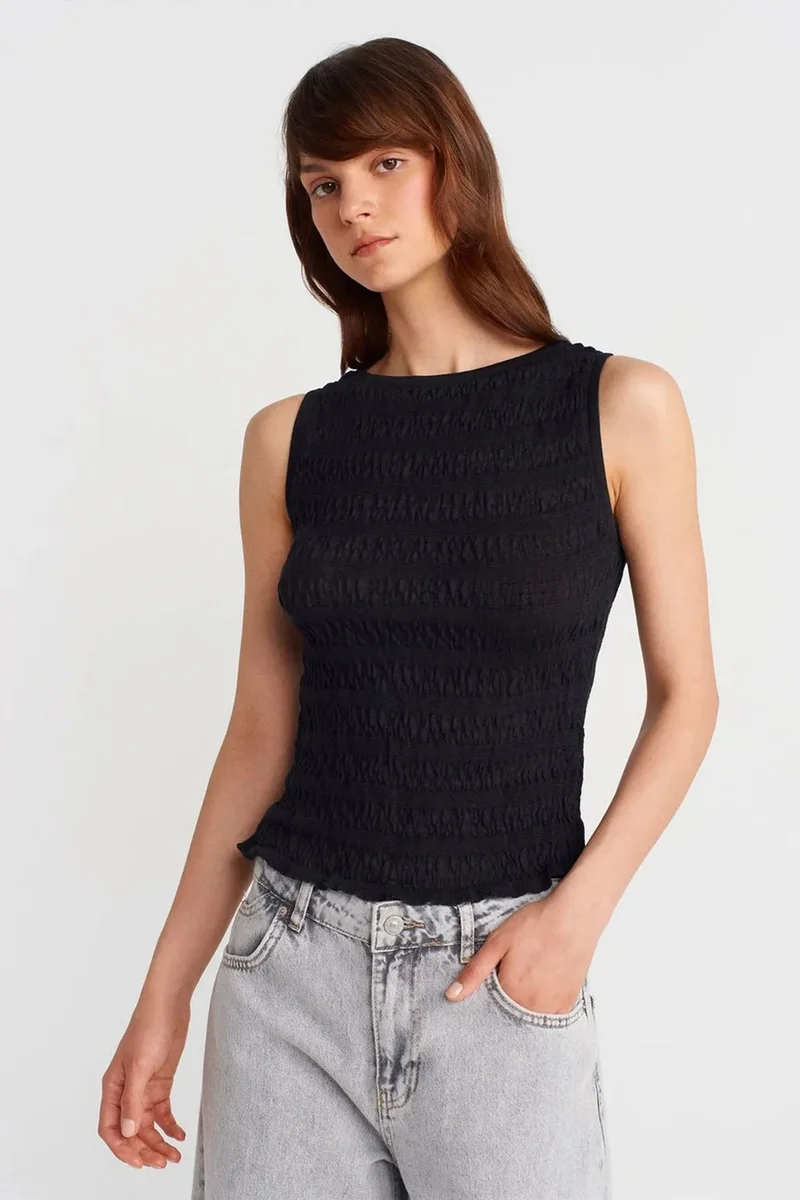 DILVIN Fitted Ribbed Sleeveless Boat Neck Blouse