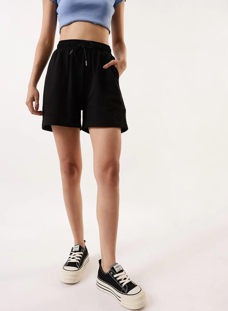Dennis Lingo Women's Black Cotton Blend Solid Cropped Athleisure Relaxed Athleisure Shorts
