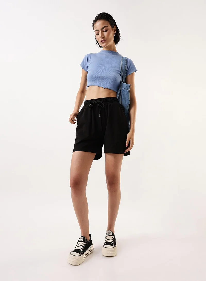 Dennis Lingo Women's Black Cotton Blend Solid Cropped Athleisure Relaxed Athleisure Shorts