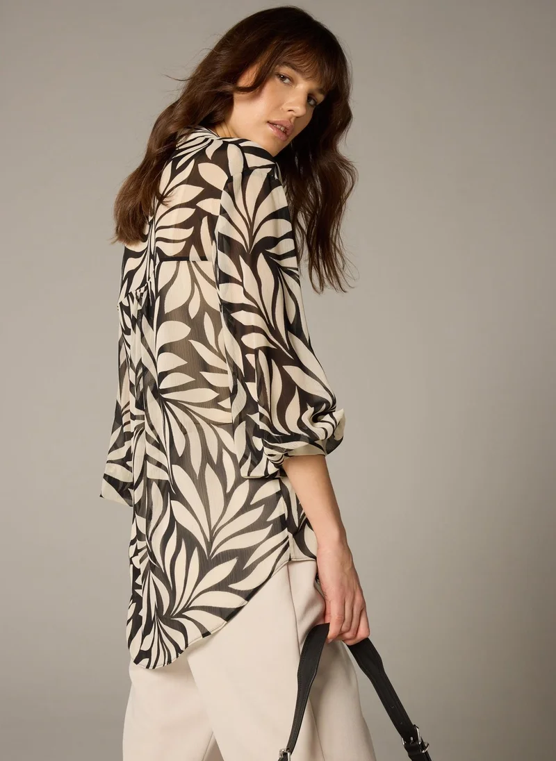 Matalan Et Vous Black Mono Palm V-Neck Blouse