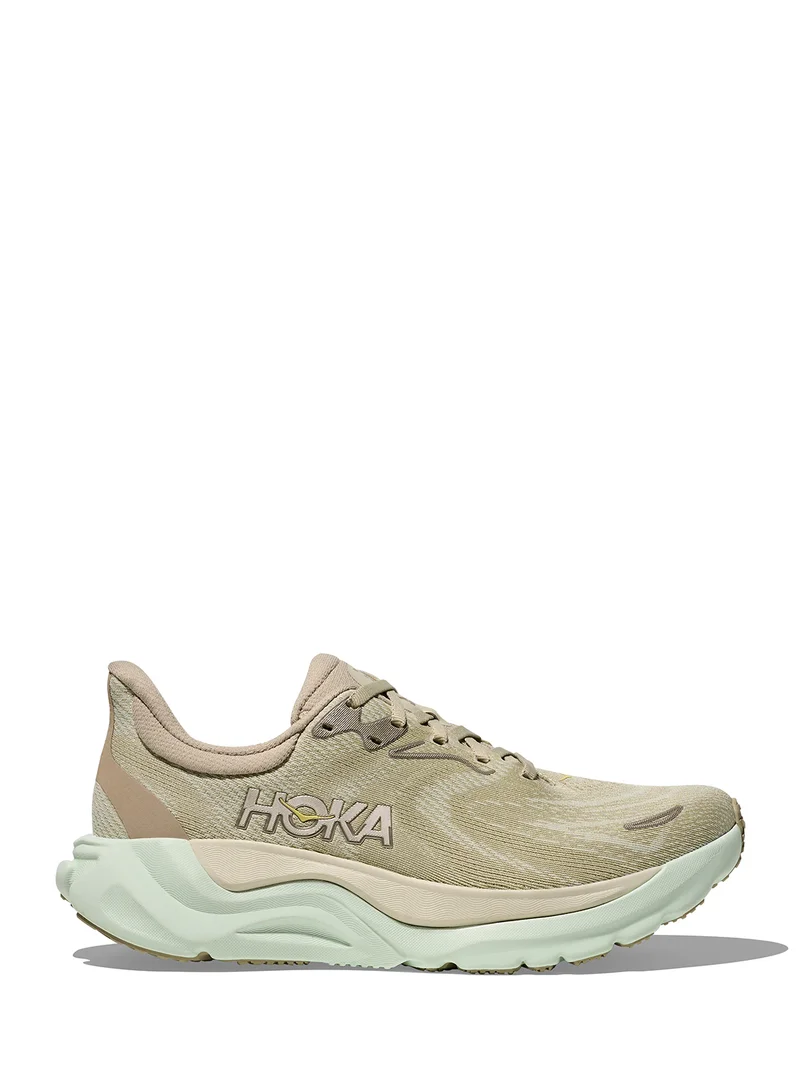 Hoka Arahi 8