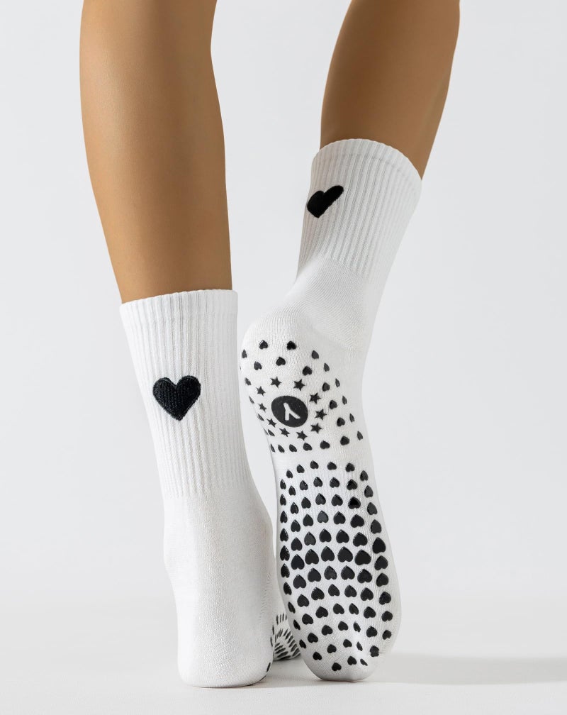 Yawlsow Pilates Grip Socks for Women Yoga Grippy Socks Cute Barre Non Skid Athletic Crew Sticky Sock Workout Hospital (US, Alpha, One Size, Regular, Regular, 1 Pack-White-Big Heart) - Image 5
