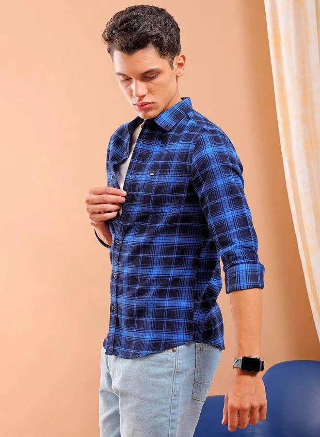The Indian Garage Co Men Slim Fit Checkered Full Sleeves Cutaway Collar Casual Shirt