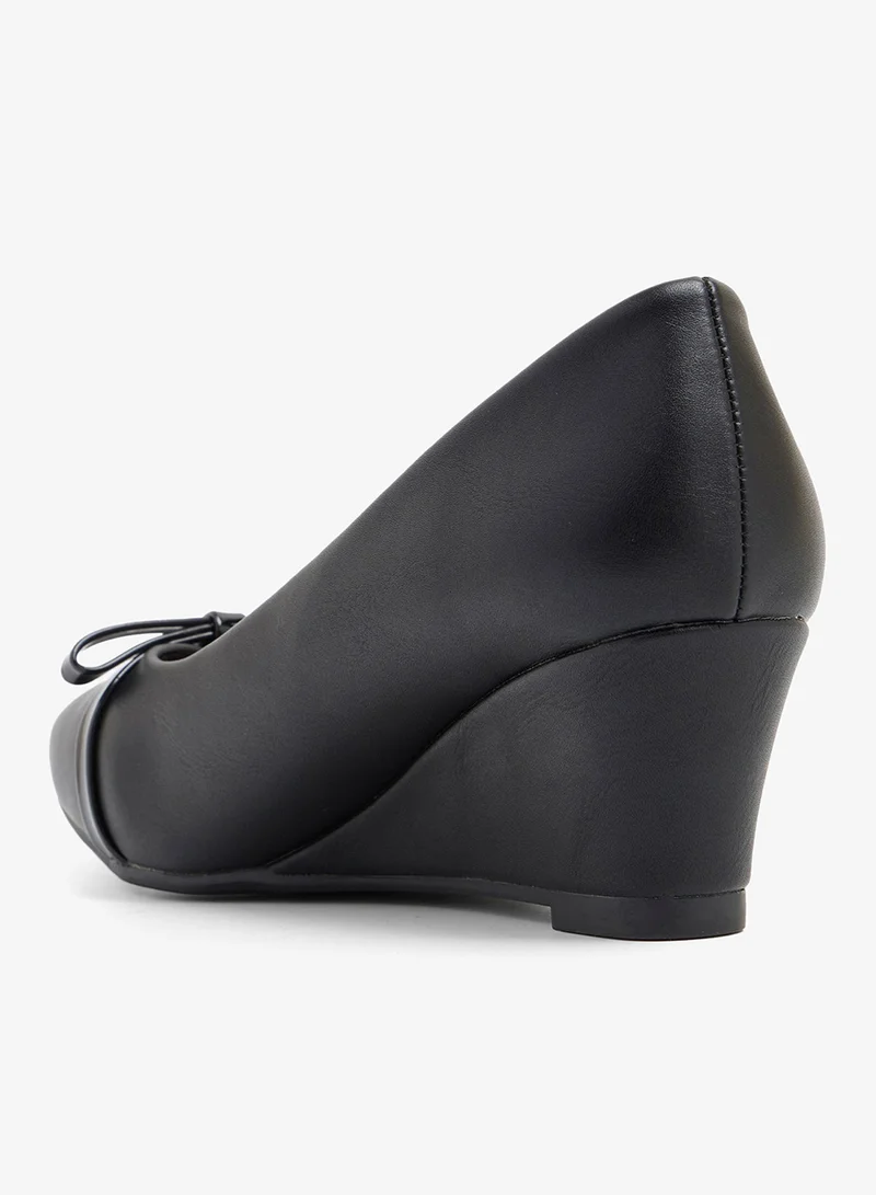 لوريان هيلي ري