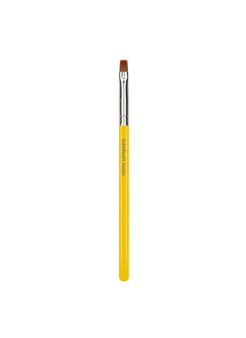 Bdellium Tools Professional Makeup Brush - Studio Series 546 Square Lip - With Soft Synthetic Fibers, For Applying Color Precisely across Lips (Yellow, 1pc)