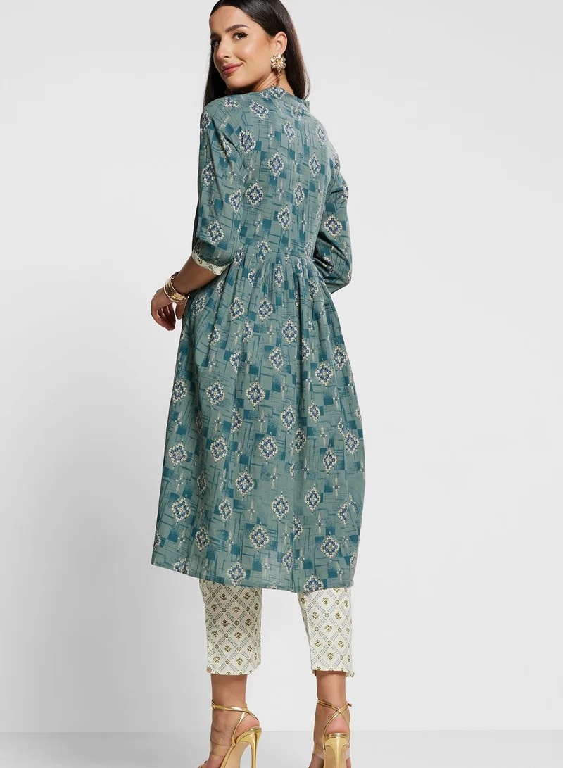 indya V-Neck Printed Kurti & Pants Set
