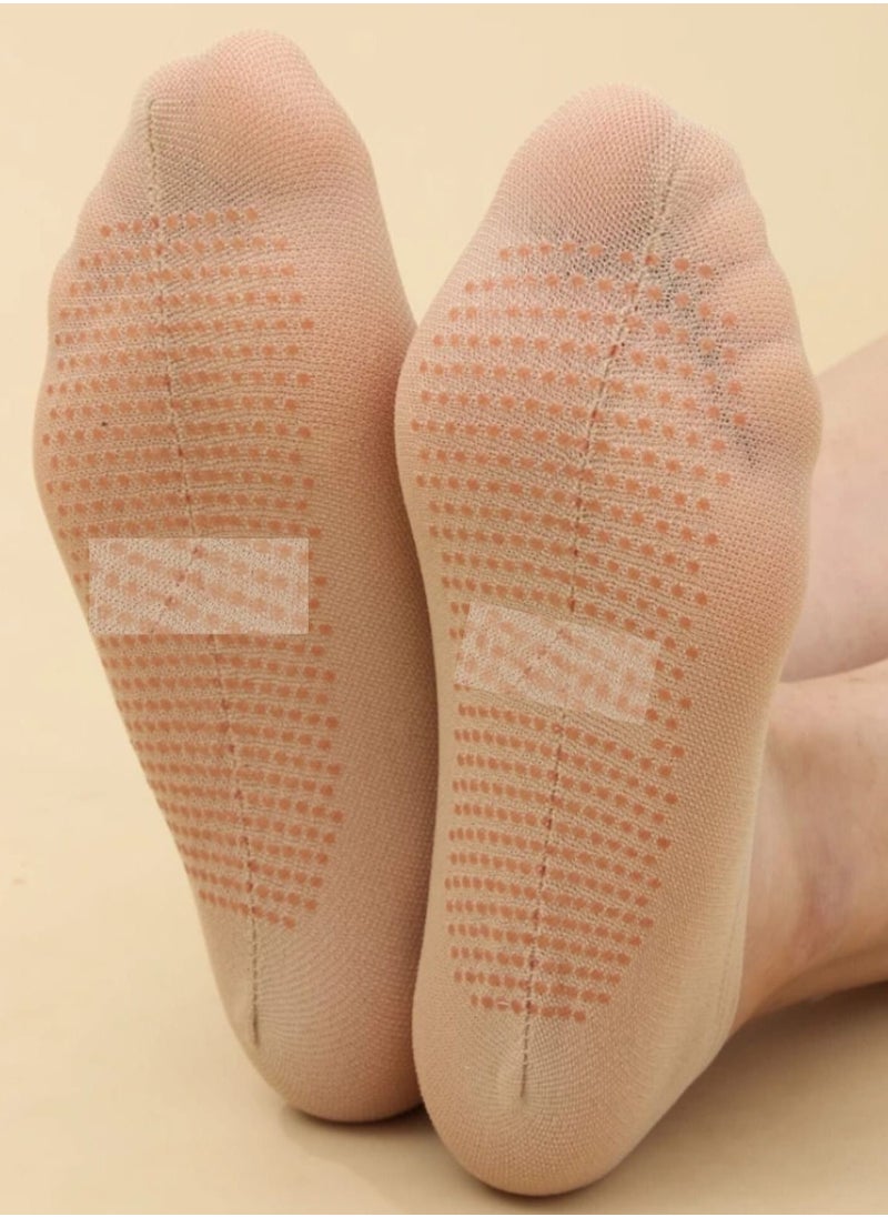 Generic - Plain Invisible Ankle length Socks Total of 10 Pairs, with a Non-Slip Silicone Ggranule Design. - Image 1