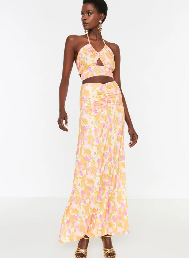 trendyol Halter Neck Printed Crop Top & Skirt Set