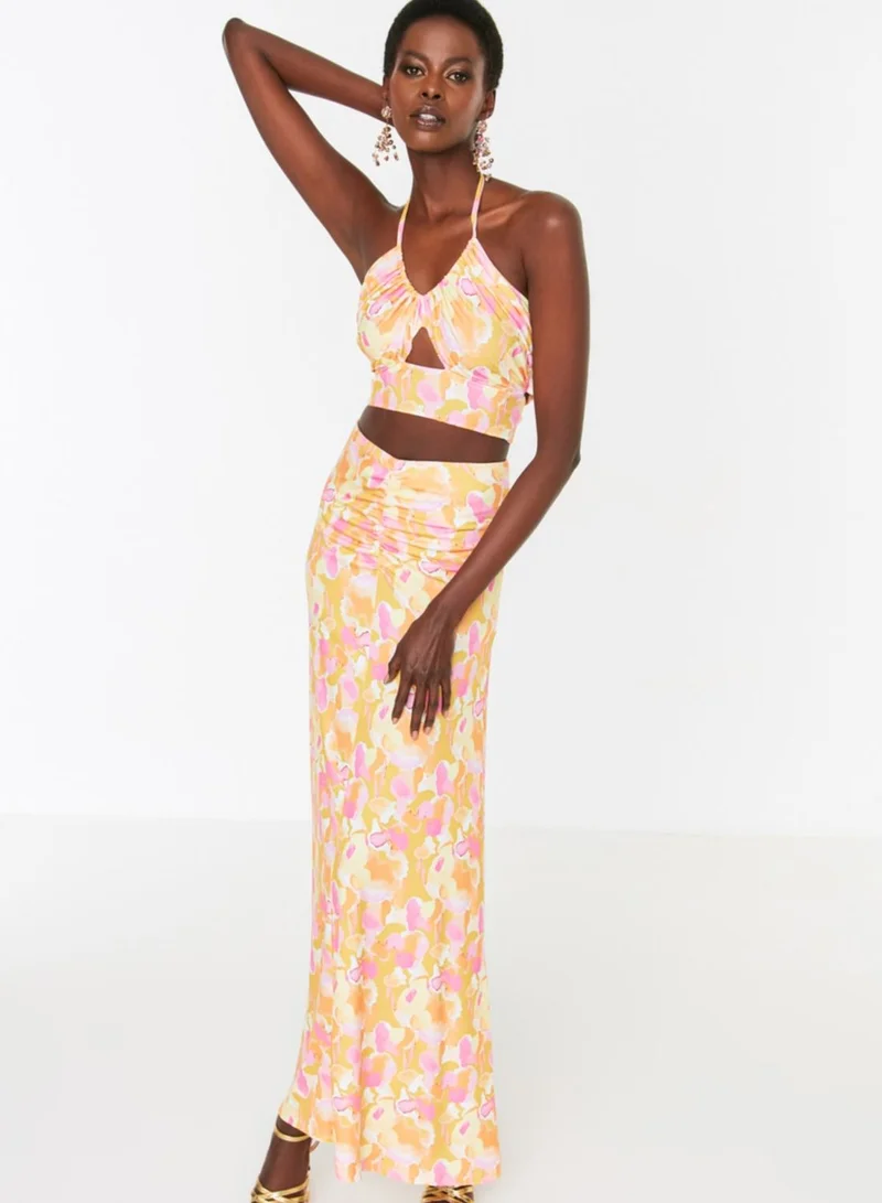 trendyol Halter Neck Printed Crop Top & Skirt Set