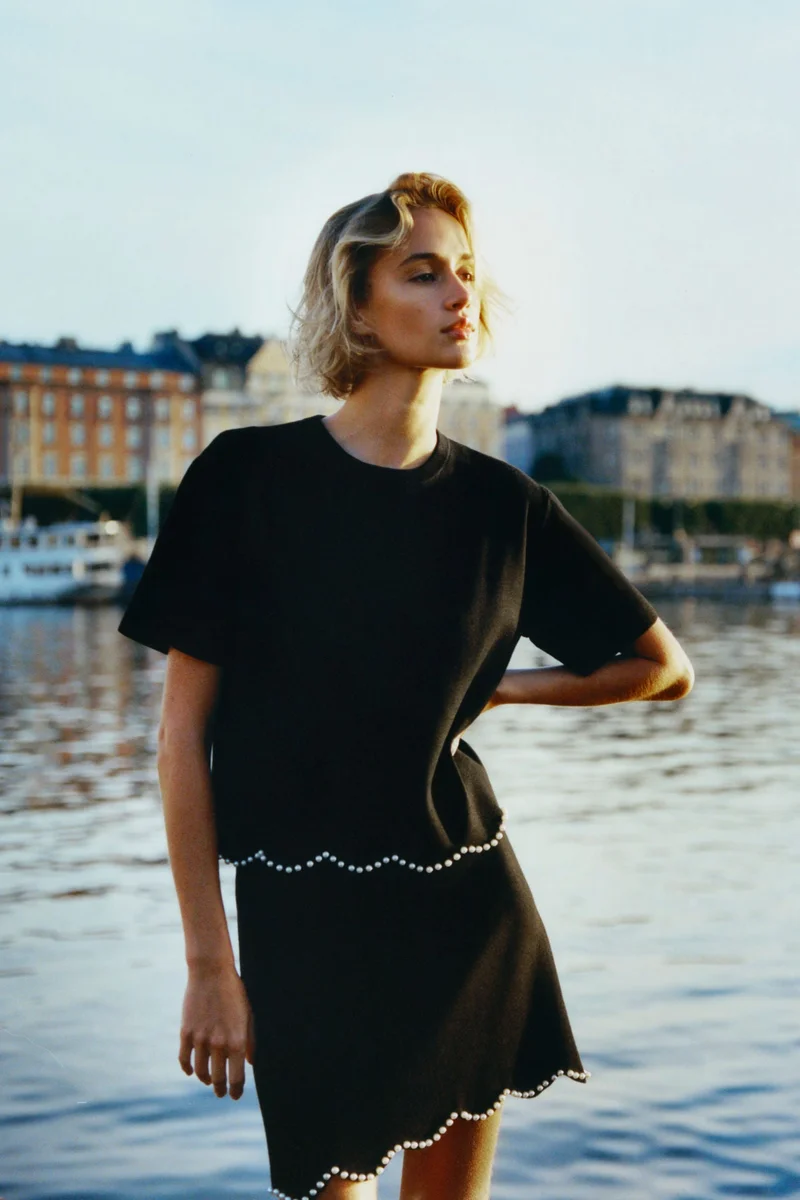 H&M Bead-Embellished Knitted Skirt
