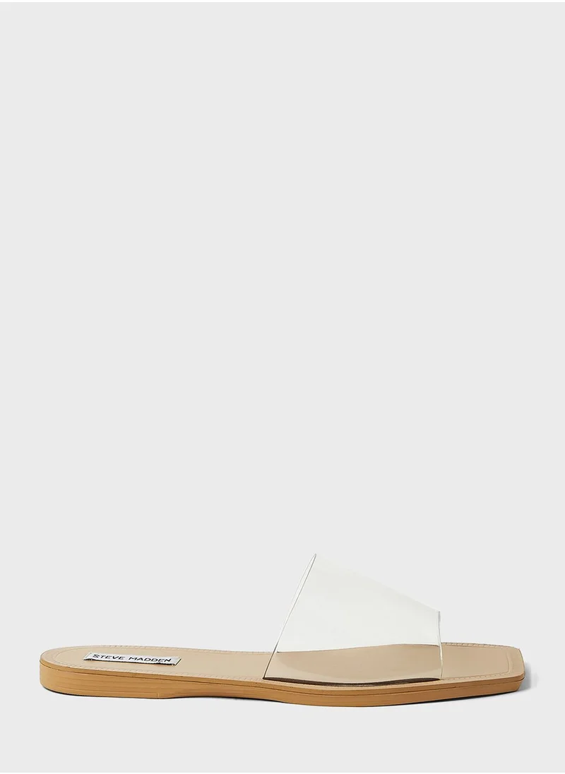 STEVE MADDEN Nixi Flat Sandals