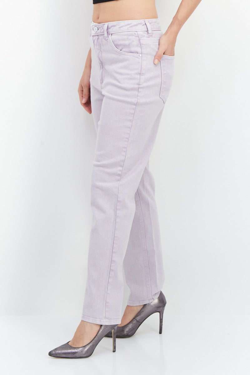 GUESS Women Tapered Fit Wash Stretchable Jeans, Lavender - Image 3