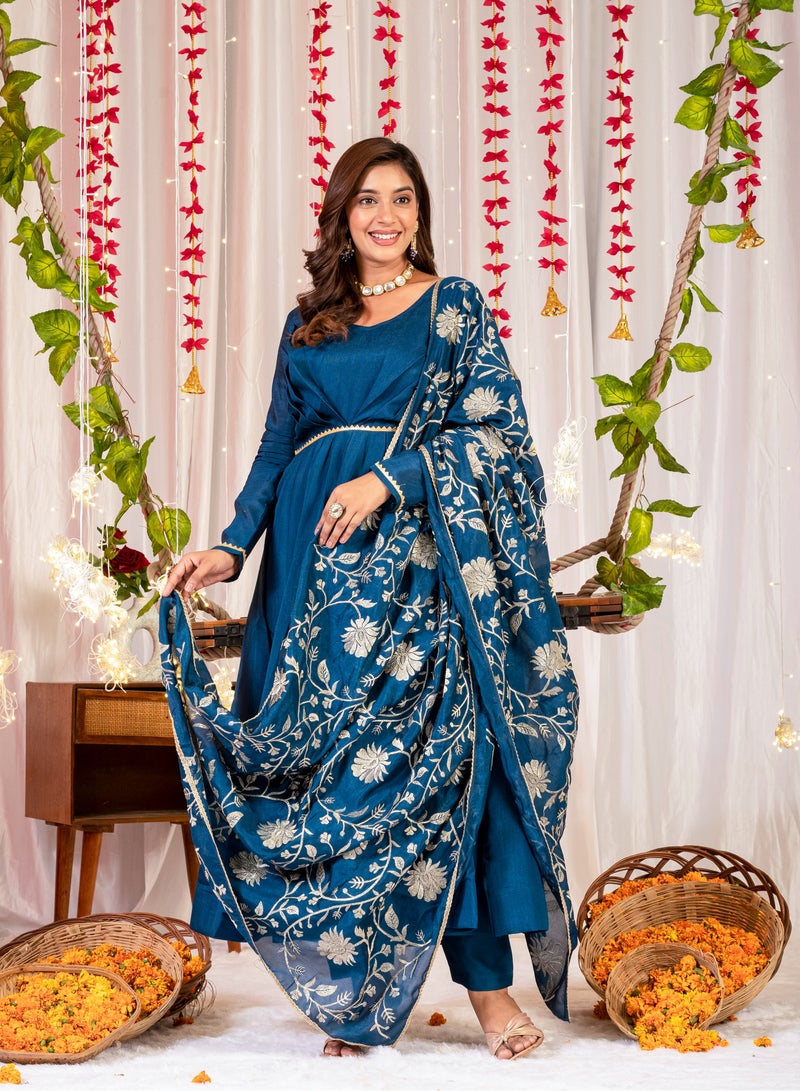 Launching product with exclusive rights belong Gown with Heavy Dupatta work - Image 3