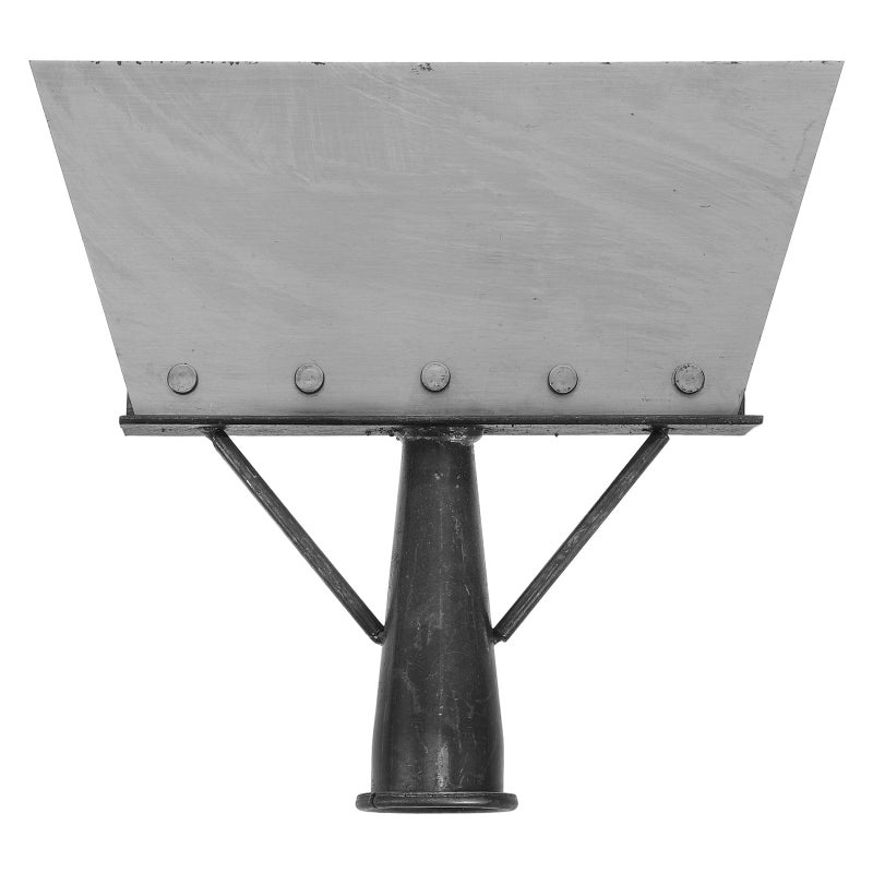 Heavy Duty Metal Multifunctional Garden Shovel for Ice Removal and Poultry Waste Cleaning - Image 2
