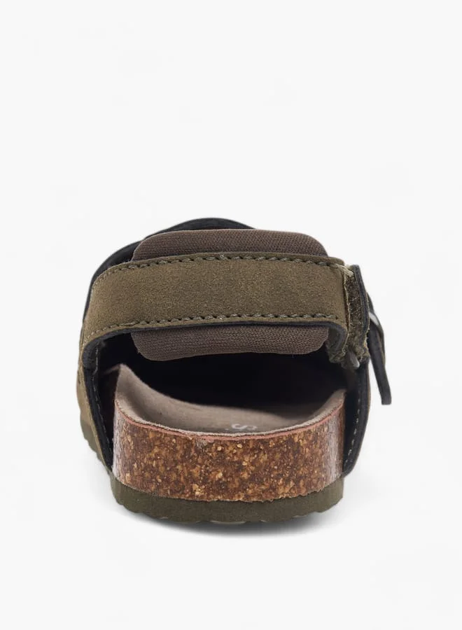 جونيورز Boys Solid Sandals With Hook And Loop Closure