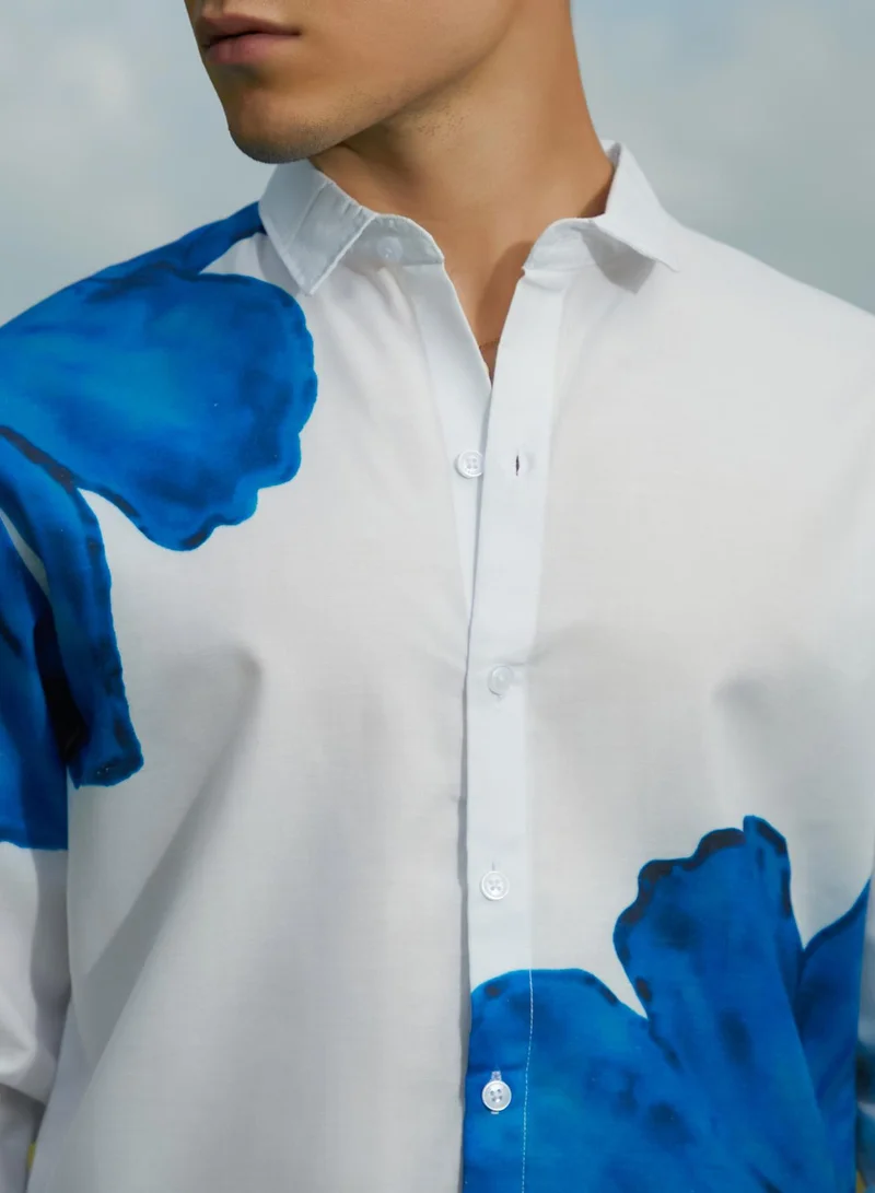 Campus Sutra Campus Sutra Men's Royal Blue Primrose Flora Shirt For Casual Wear | Spread Collar | Long Cuffed Sleeves | Button Closure | Shirt Crafted With Comfort Fit For Everyday Wear
