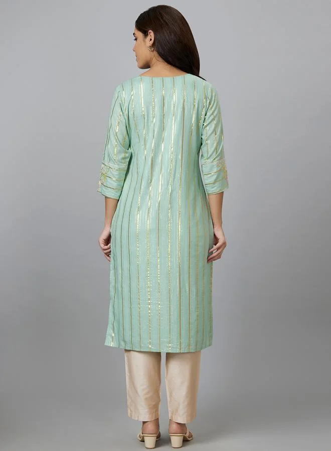 globus Globus Green Embroidered Straight Kurta