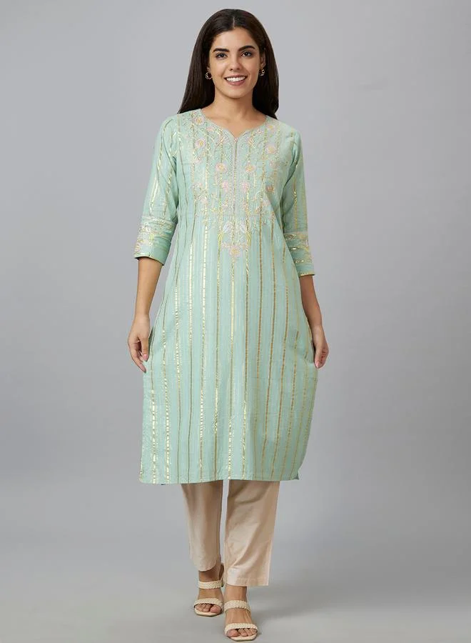 globus Globus Green Embroidered Straight Kurta