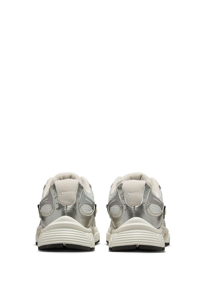 Nike V5 Runner  - Image 4