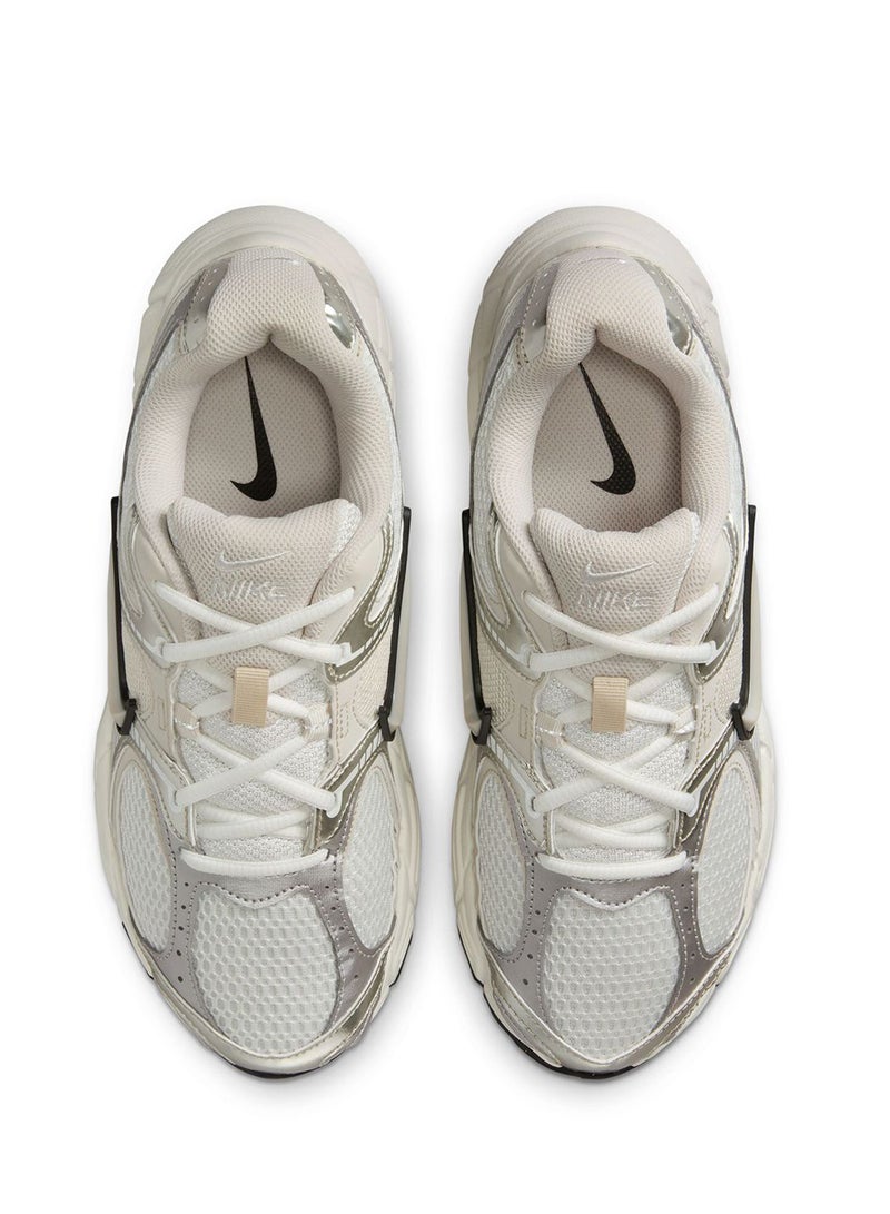 Nike V5 Runner  - Image 5