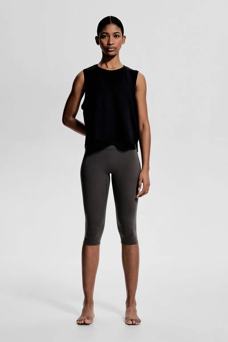 H&M Boxy-style sports vest top in DryMove™