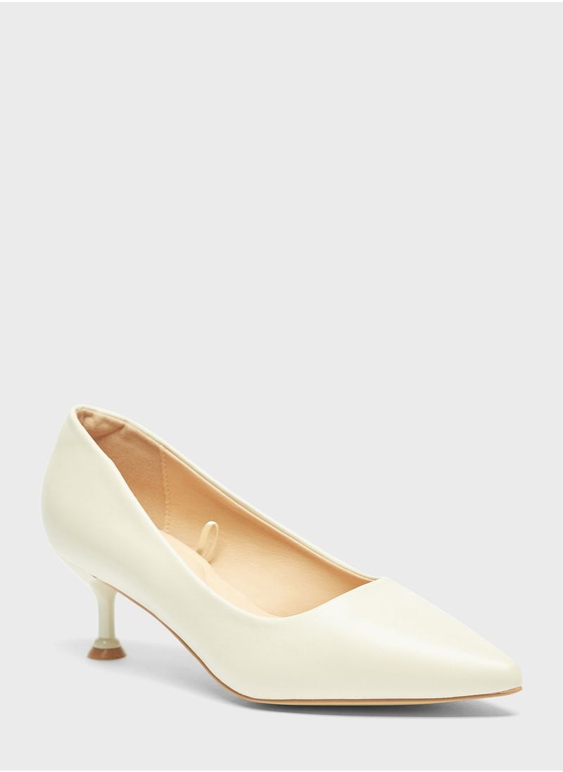 shoexpress - Pointed Toe Pumps - Image 1