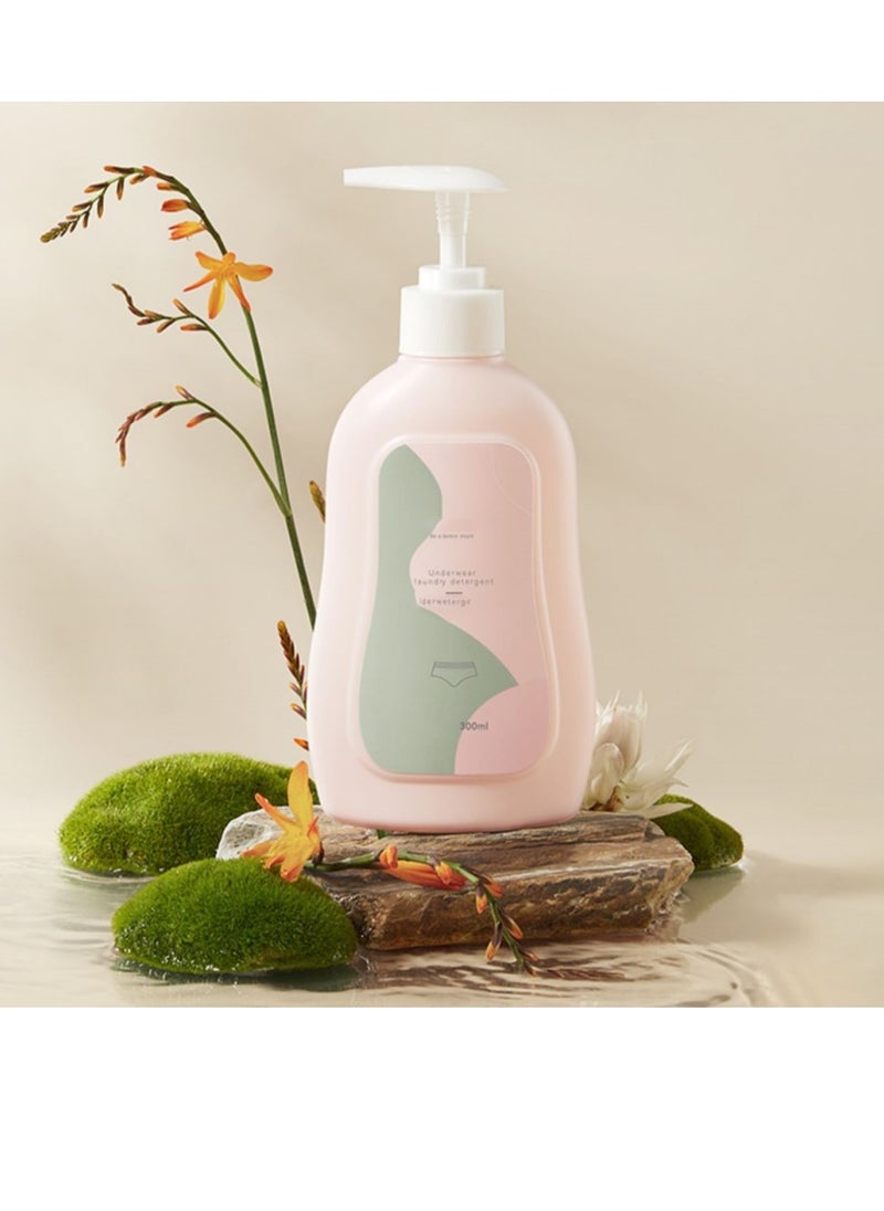 Be a better mom Delicate Laundry Detergent Mite Removal 300ml Plant and Olive Extract Based Gently Cleans Eliminates Stains Ideal for Underwear and Fine Fabrics  - Image 1