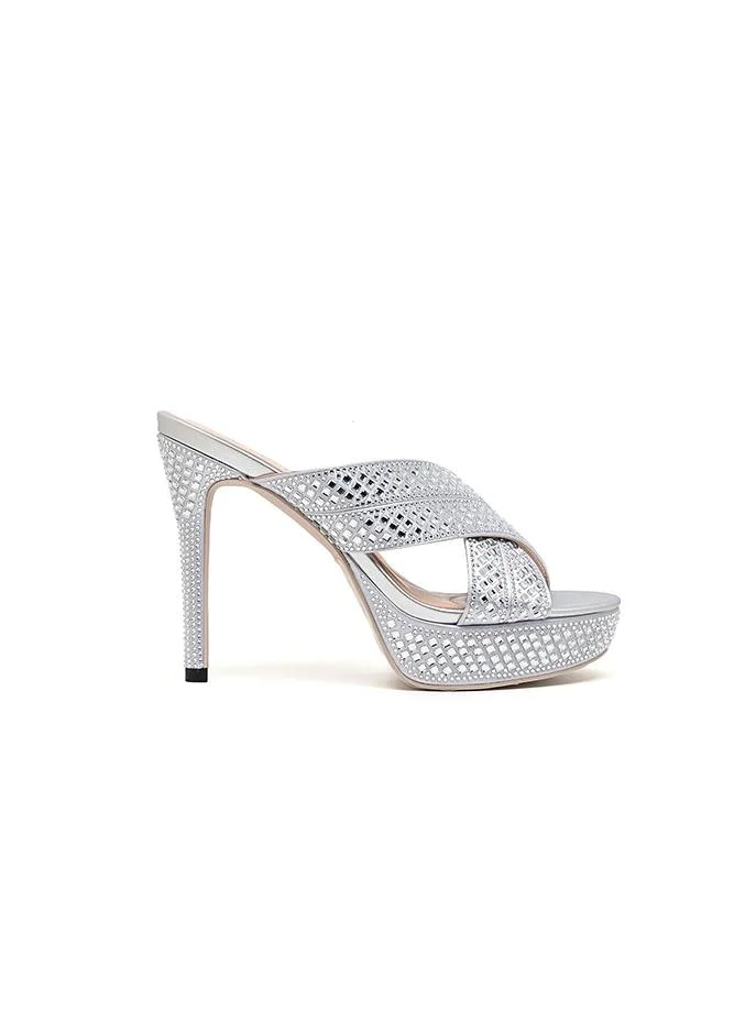 Cuple Stylish high-heeled sandals with elegant detailing