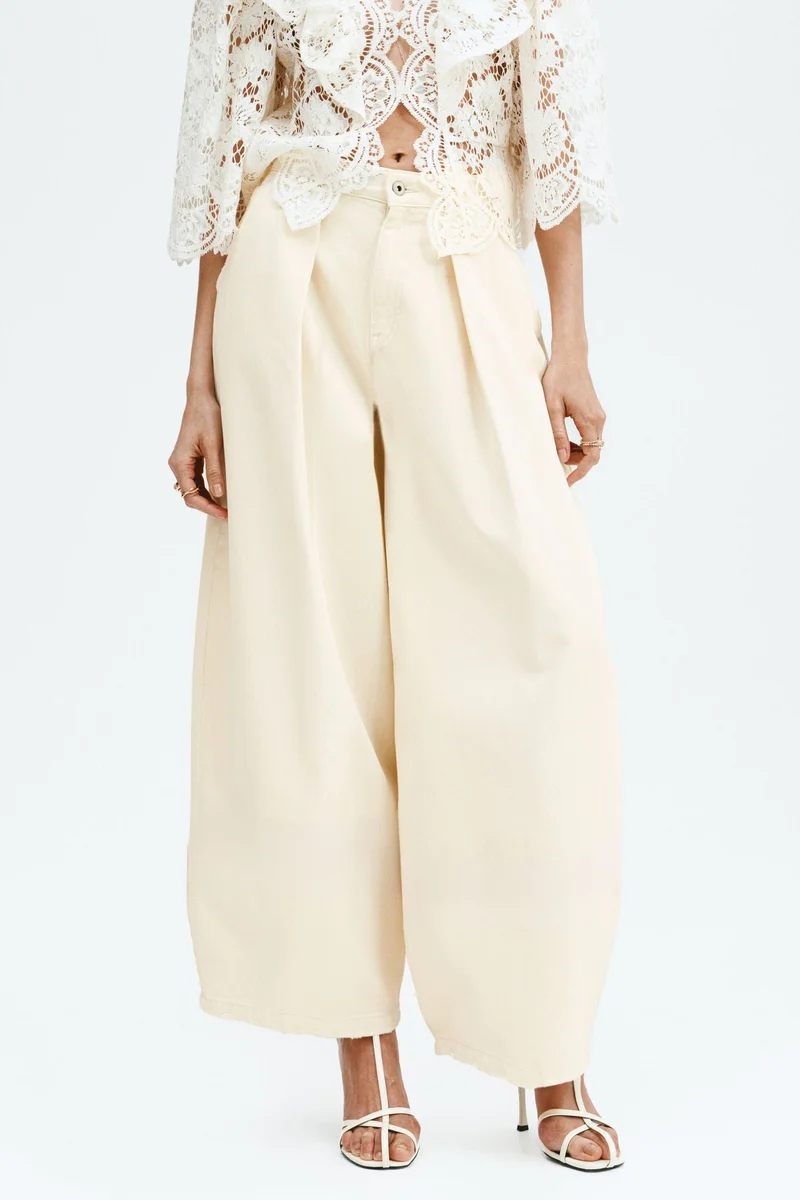 H&M  Barrel Leg Regular Waist Jeans for Women | Best Price UAE